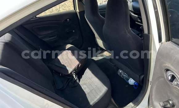Acheter Occasion Voiture Nissan Almera Blanc à Harare, Harare Acheter Occasion Voiture Nissan Almera Blanc à Harare, Harare