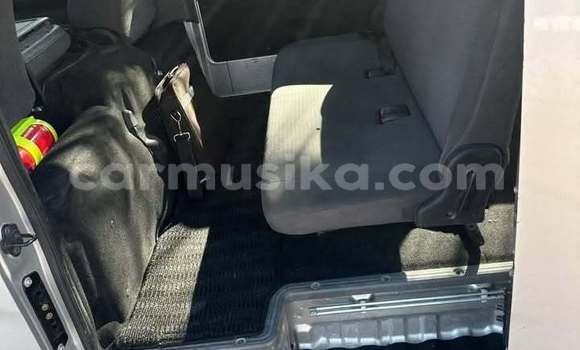 Acheter Occasion Voiture Nissan Caravan Blanc à Harare, Harare Acheter Occasion Voiture Nissan Caravan Blanc à Harare, Harare