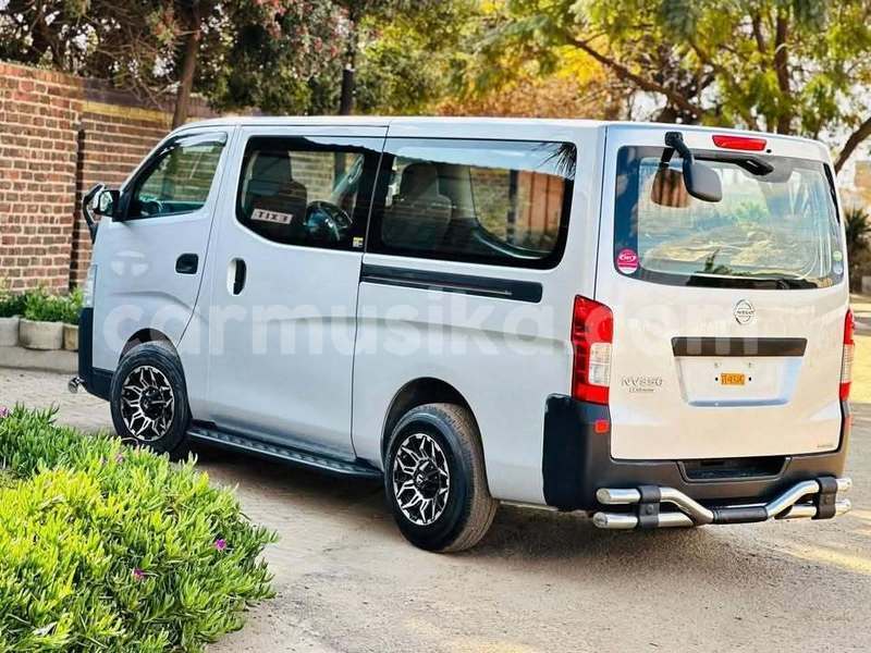 Big with watermark nissan caravan harare harare 37145