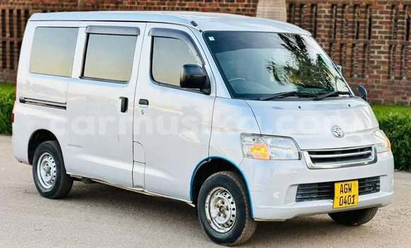 Buy Used Toyota LiteAce White Car in Harare in Harare