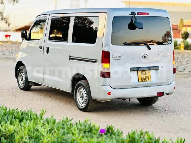 Big with watermark toyota liteace harare harare 37146