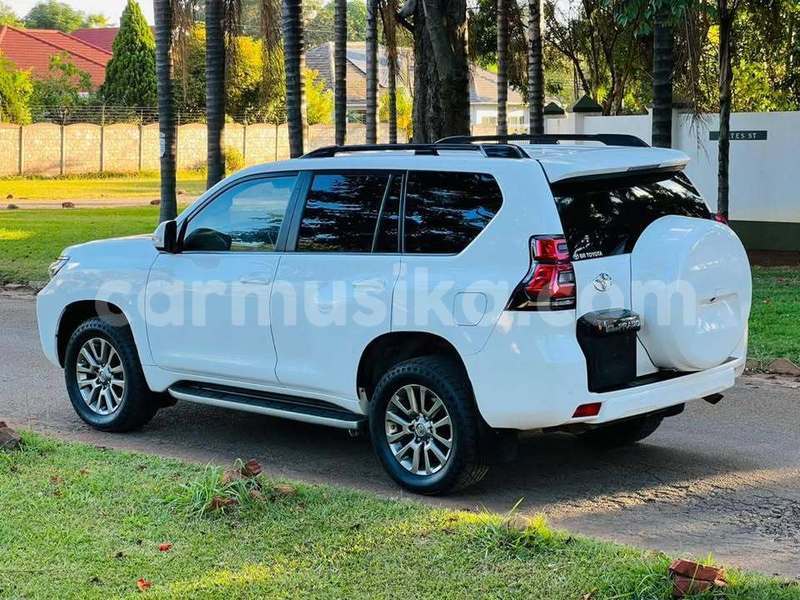 Big with watermark toyota land cruiser prado harare harare 37148