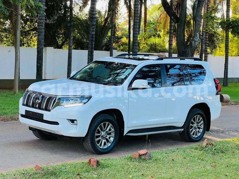 Big with watermark toyota land cruiser prado harare harare 37148