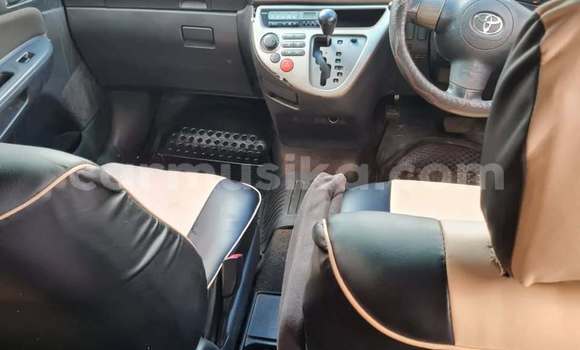 Buy Used Toyota Wish White Car in Harare in Harare Buy Used Toyota Wish White Car in Harare in Harare