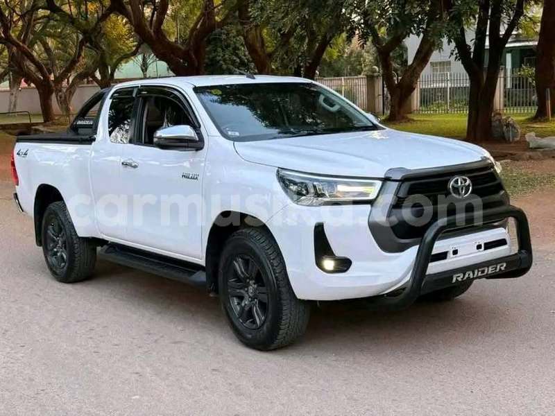Big with watermark toyota hilux bulawayo bulawayo 37153
