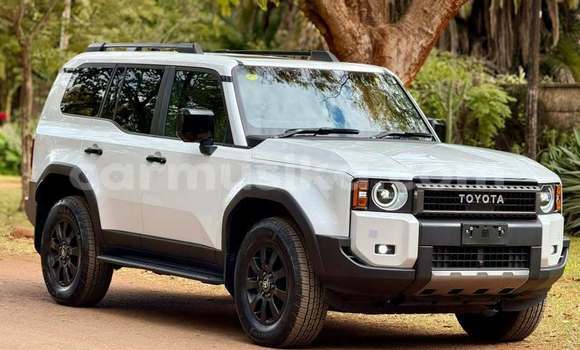 Buy Used Toyota Land Cruiser Prado White Car in Harare in Harare Buy Used Toyota Land Cruiser Prado White Car in Harare in Harare