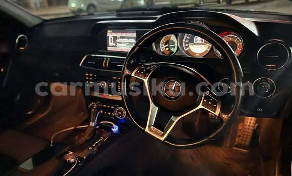 Acheter Occasion Voiture Mercedes‒Benz C–Class Blanc à Harare, Harare Acheter Occasion Voiture Mercedes‒Benz C–Class Blanc à Harare, Harare