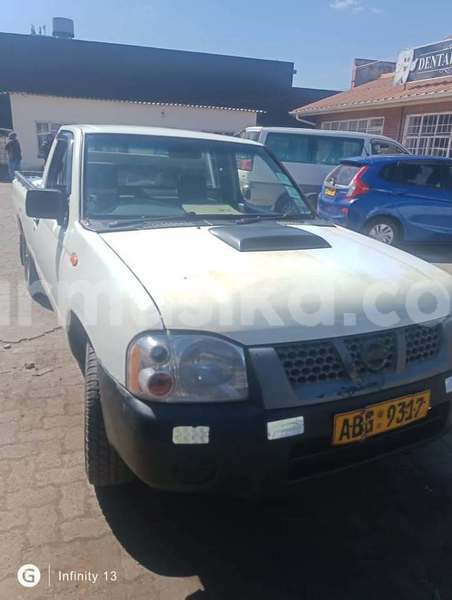Big with watermark nissan np 300 harare harare 37162