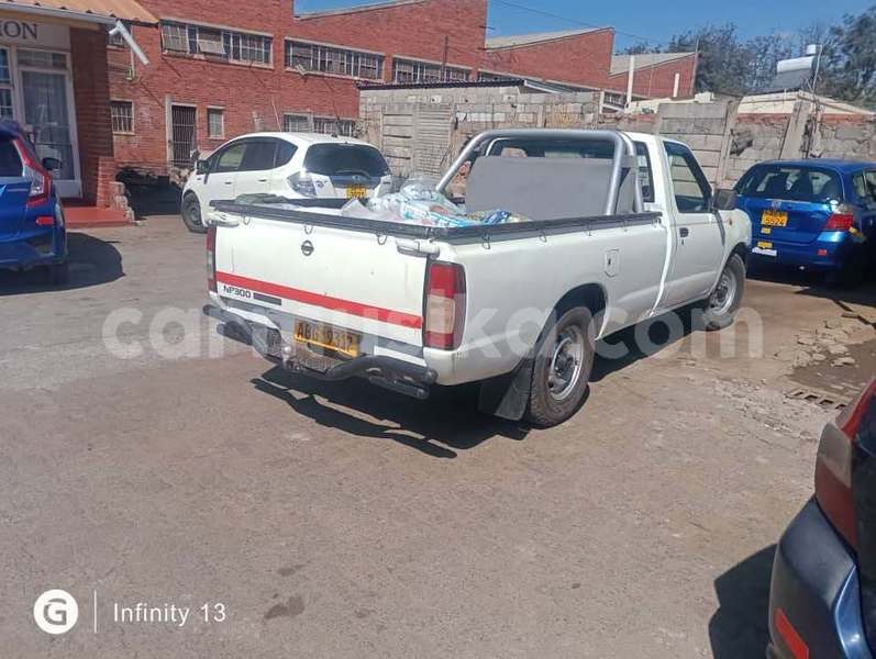 Big with watermark nissan np 300 harare harare 37162