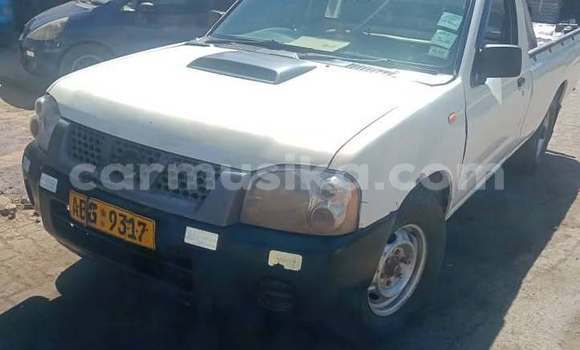 Buy Used Nissan NP 300 White Car in Harare in Harare Buy Used Nissan NP 300 White Car in Harare in Harare