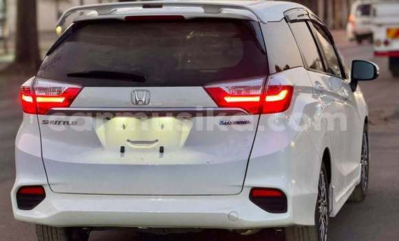 Buy Used Honda Shuttle White Car in Bulawayo in Bulawayo Buy Used Honda Shuttle White Car in Bulawayo in Bulawayo