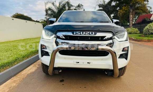 Buy Used Isuzu D–MAX White Car in Harare in Harare