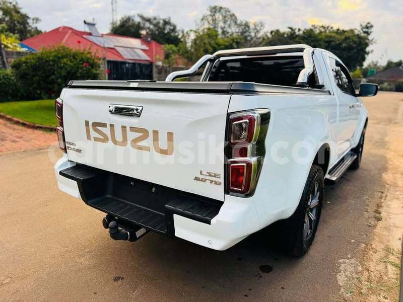 Big with watermark isuzu d max harare harare 37171