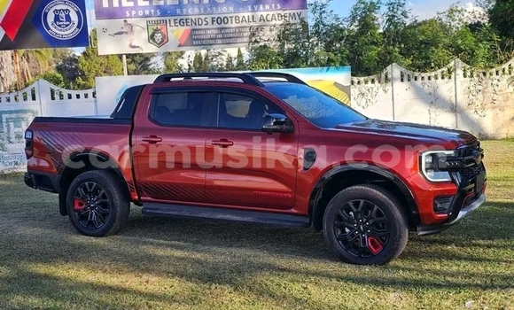 Nunua Ilio tumika Honda Fit Nyekundu Gari ndani ya Chipinge nchini Manicaland