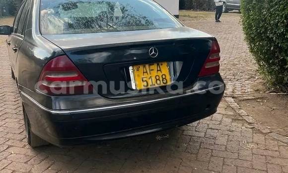 Acheter Occasion Voiture Mercedes-Benz E200 Autre à Glen View, Harare Acheter Occasion Voiture Mercedes-Benz E200 Autre à Glen View, Harare