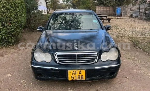 Acheter Occasion Voiture Mercedes-Benz E200 Autre à Glen View, Harare Acheter Occasion Voiture Mercedes-Benz E200 Autre à Glen View, Harare