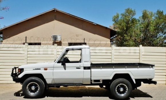 Acheter Occasion Voiture Toyota Land Cruiser Blanc à Harare, Harare Acheter Occasion Voiture Toyota Land Cruiser Blanc à Harare, Harare
