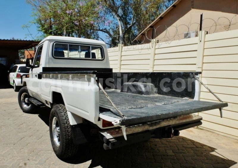 Big with watermark toyota land cruiser harare harare 37187