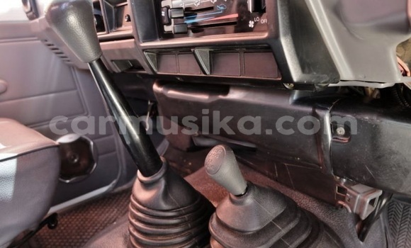 Acheter Occasion Voiture Toyota Land Cruiser Blanc à Harare, Harare Acheter Occasion Voiture Toyota Land Cruiser Blanc à Harare, Harare