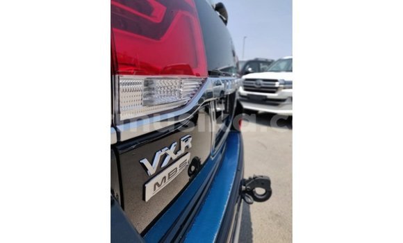 Acheter Import Voiture Toyota Land Cruiser Noir à Import - Dubai, Harare Acheter Import Voiture Toyota Land Cruiser Noir à Import - Dubai, Harare