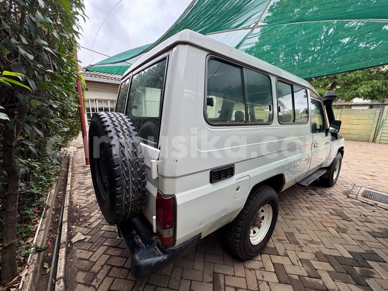 Big with watermark toyota land cruiser harare harare 37421