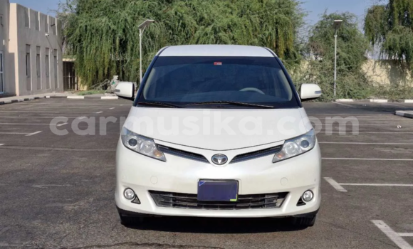 Nunua Ilio tumika Toyota Previa Nyeupe Gari ndani ya Harare nchini Harare Nunua Ilio tumika Toyota Previa Nyeupe Gari ndani ya Harare nchini Harare