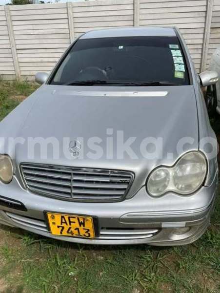 Big with watermark mercedes viano harare harare 37458