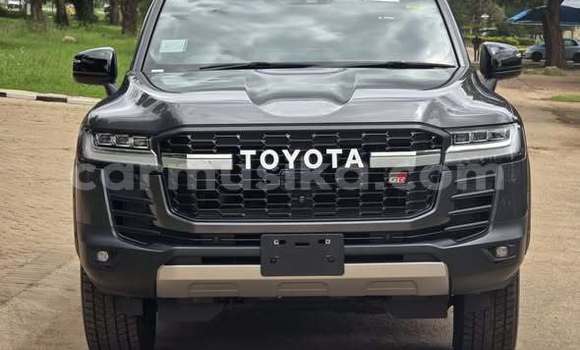 Tenga Tsaru Toyota Land Cruiser Zvimwe Mota in Harare in Harare Tenga Tsaru Toyota Land Cruiser Zvimwe Mota in Harare in Harare
