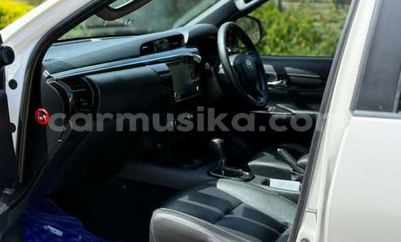 Tenga Tsaru Toyota Harrier Zvimwe Mota in Harare in Harare Tenga Tsaru Toyota Harrier Zvimwe Mota in Harare in Harare