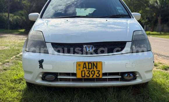Buy Used Honda Stream White Car in Harare in Harare Buy Used Honda Stream White Car in Harare in Harare