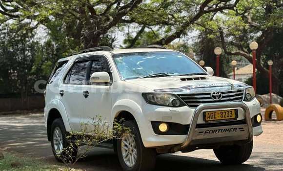Buy Used Toyota Fortuner White Car in Harare in Harare Buy Used Toyota Fortuner White Car in Harare in Harare