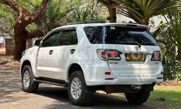Buy Used Toyota Fortuner White Car in Harare in Harare Buy Used Toyota Fortuner White Car in Harare in Harare