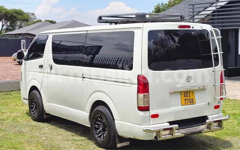 Big with watermark toyota bb harare harare 37528