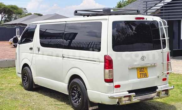 Buy Used Toyota bB White Car in Harare in Harare Buy Used Toyota bB White Car in Harare in Harare