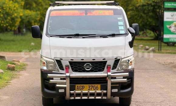 Buy Used Nissan Caravan White Car in Harare in Harare Buy Used Nissan Caravan White Car in Harare in Harare
