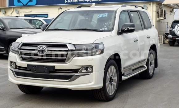 Acheter Import Voiture Toyota Land Cruiser Noir à Import - Dubai, Harare Acheter Import Voiture Toyota Land Cruiser Noir à Import - Dubai, Harare