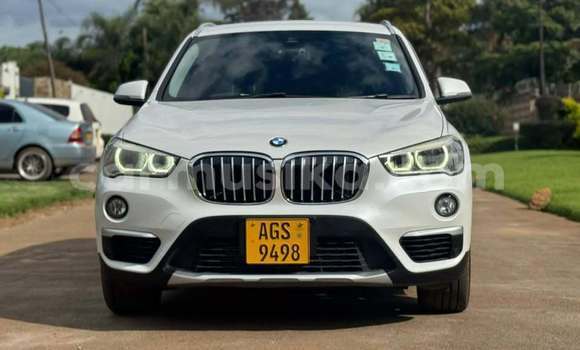 Nunua Ilio tumika BMW X1 Nyeupe Gari ndani ya Harare nchini Harare Nunua Ilio tumika BMW X1 Nyeupe Gari ndani ya Harare nchini Harare