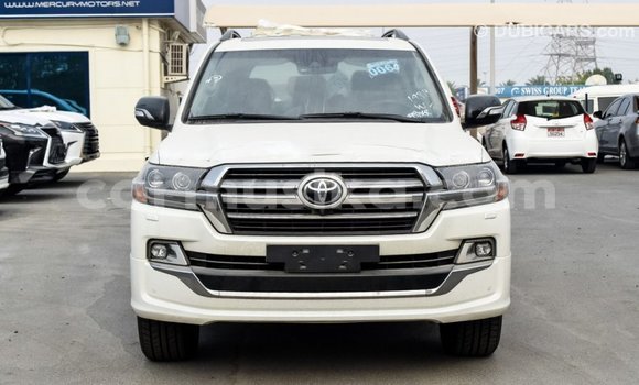 Acheter Import Voiture Toyota Land Cruiser Noir à Import - Dubai, Harare Acheter Import Voiture Toyota Land Cruiser Noir à Import - Dubai, Harare