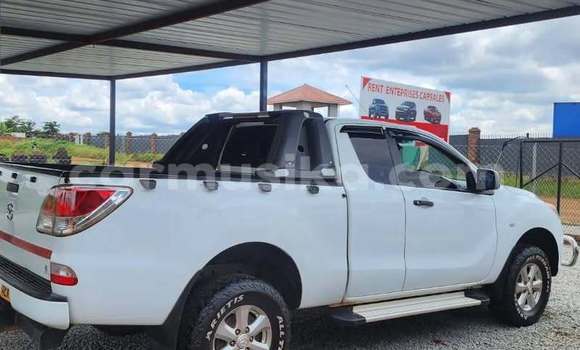 Buy Used Mazda BT-50 White Car in Harare in Harare Buy Used Mazda BT-50 White Car in Harare in Harare