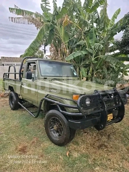 Big with watermark toyota land cruiser prado harare emerald hill 37542