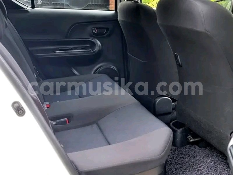 Big with watermark toyota aqua bulawayo bulawayo 37551