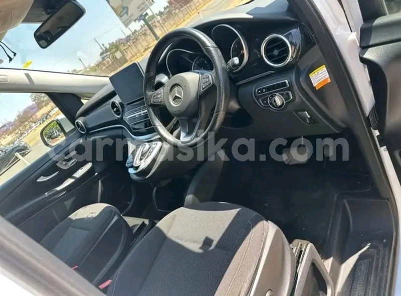 Big with watermark mercedes benz clk klasse midlands chivhu 37556