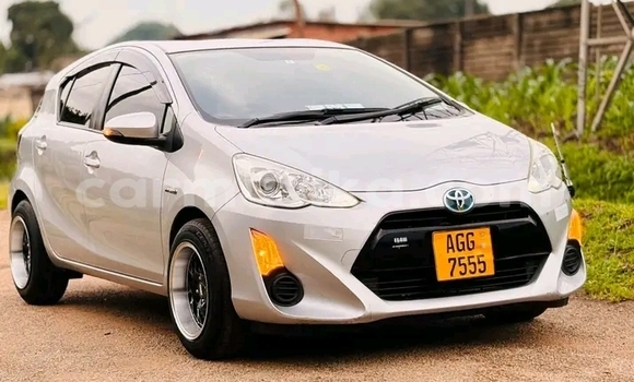 Buy Used Toyota Aqua White Car in Borrowdale in Harare Buy Used Toyota Aqua White Car in Borrowdale in Harare