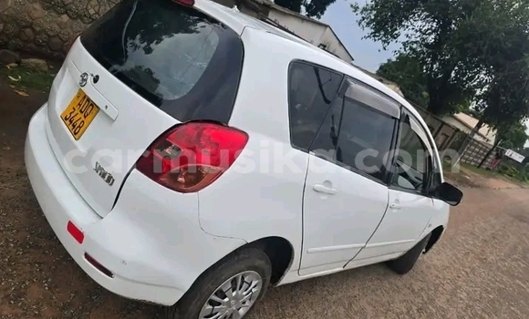 Buy Used Toyota Spacio White Car in Bulawayo in Bulawayo Buy Used Toyota Spacio White Car in Bulawayo in Bulawayo