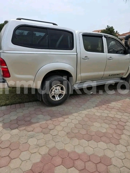 Big with watermark toyota hilux bulawayo bulawayo 37569