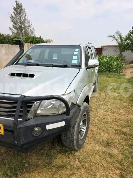 Big with watermark toyota hilux bulawayo bulawayo 37569