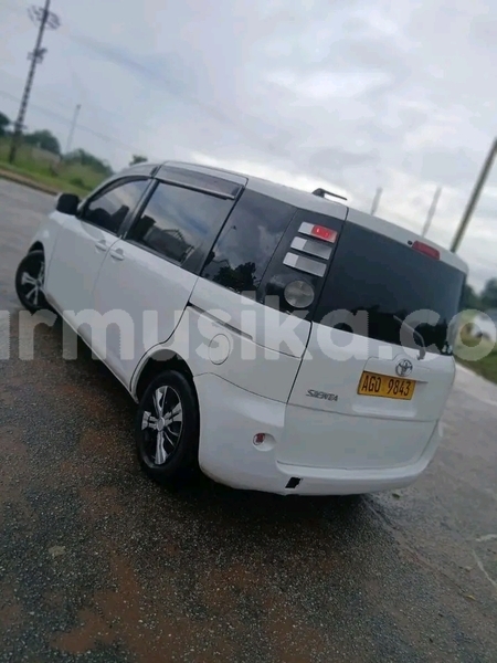 Big with watermark toyota sienta bulawayo bulawayo 37570