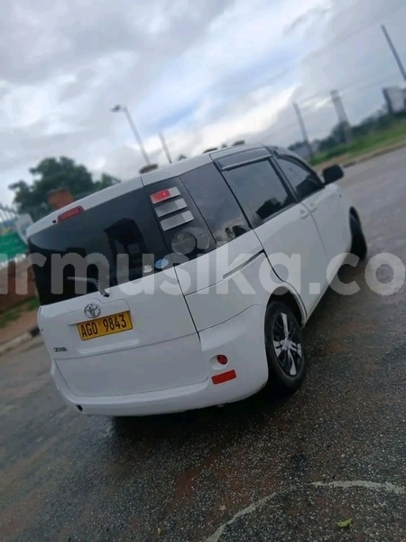Big with watermark toyota sienta bulawayo bulawayo 37570