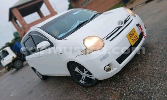 Buy Used Toyota Sienta Other Car in Bulawayo in Bulawayo Buy Used Toyota Sienta Other Car in Bulawayo in Bulawayo