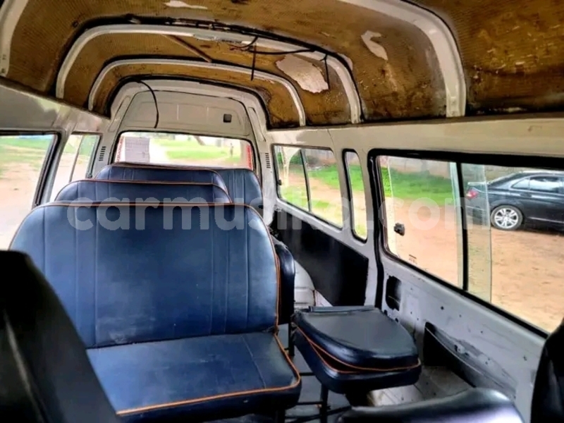 Big with watermark toyota hiace mashonaland west chegutu 37576